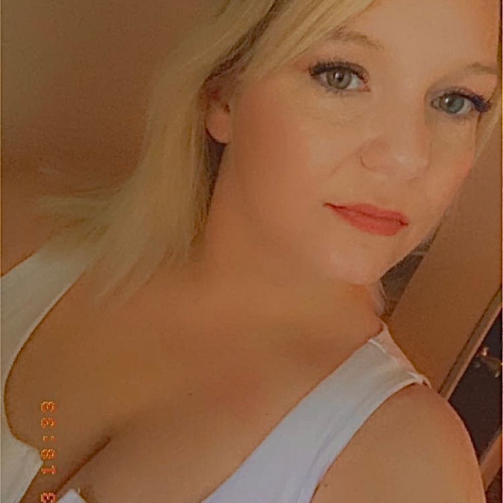 Meet your Posher, Everly